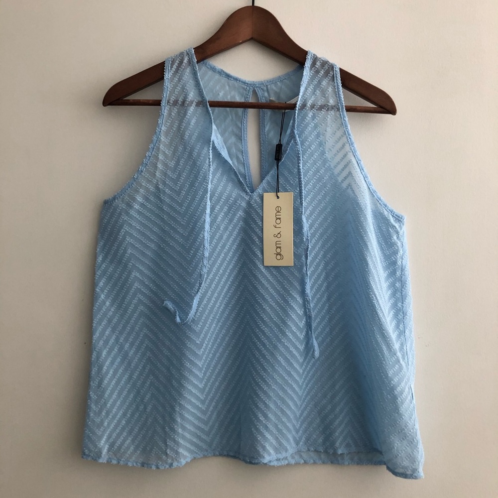 Glam and fame - Light blue top